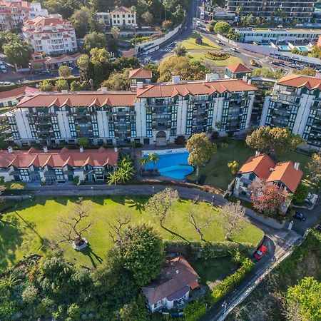Luxury Oceanfront At Reid'S Gardens Apartment Funchal  Exterior photo